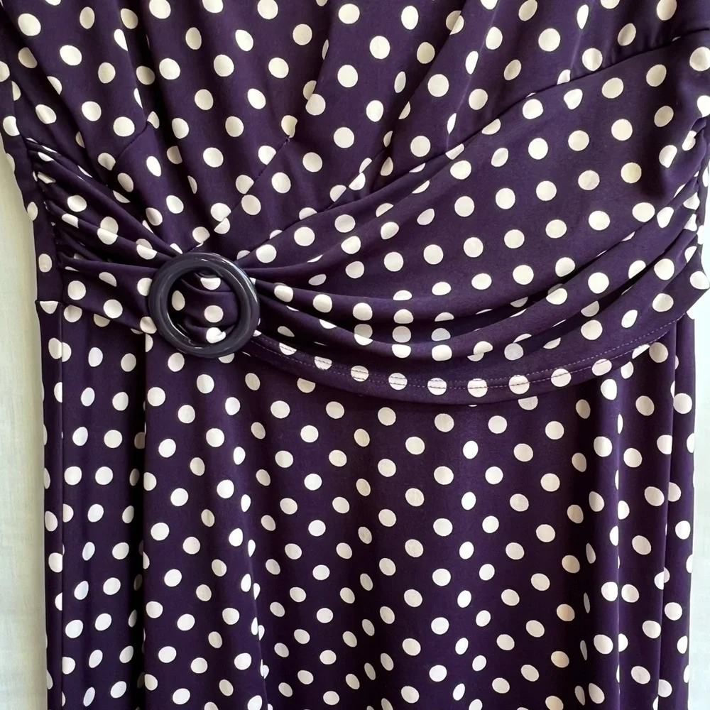 **SOLD** Purple Flare Dress w/Cream Polka Dots Sz Small (runs large) - Picture 6 of 9